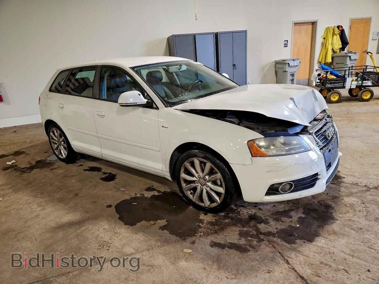 2010 AUDI A3 - VIN: WAUBEAFM3AA110933 - Фото 4
