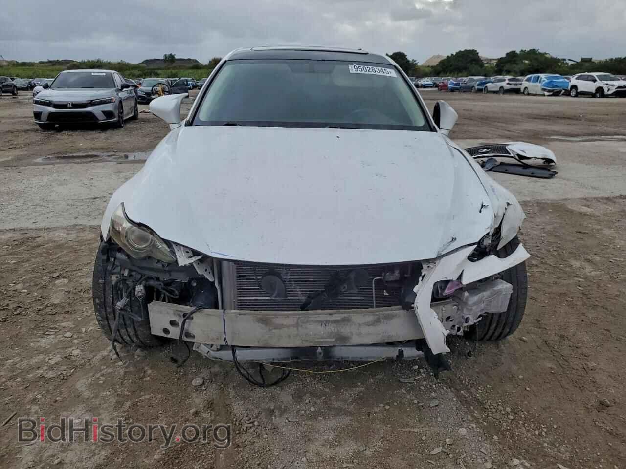 2015 LEXUS IS - VIN: JTHBF1D28F5061115 - Photo 5