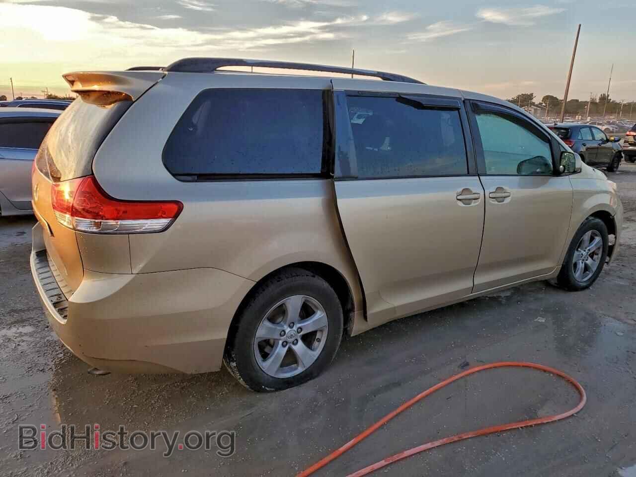 2012 TOYOTA All Models - VIN: 5TDKK3DC3CS186949 - Фото 3