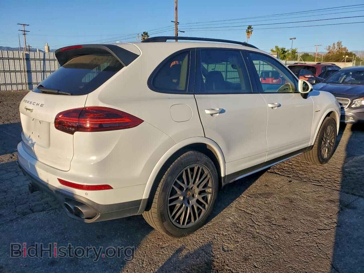2017 PORSCHE CAYENNE - VIN: WP1AE2A22HLA71632 - Фото 3