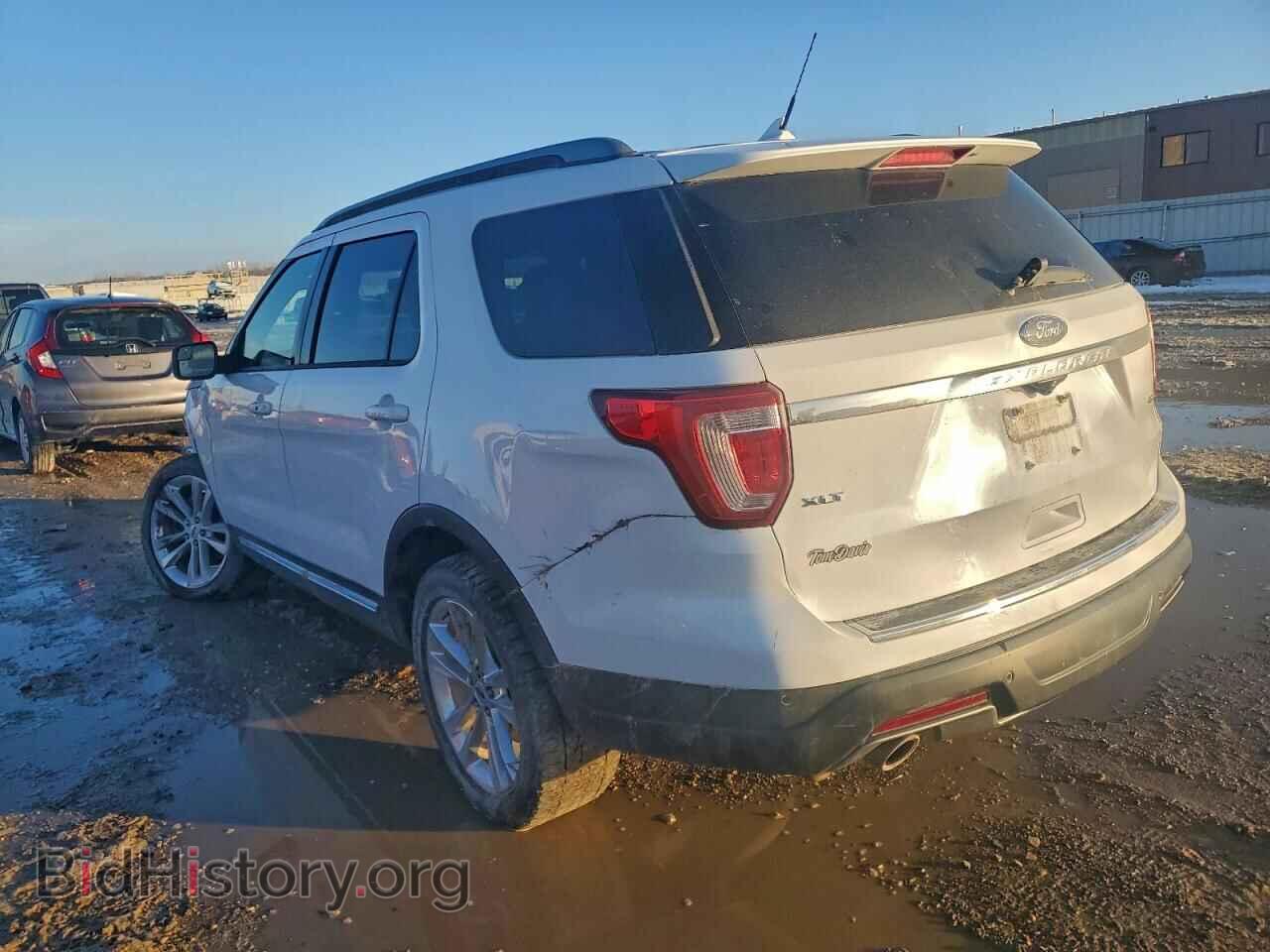 2018 FORD EXPLORER - VIN: 1FM5K8D85JGA19260 - Фото 2