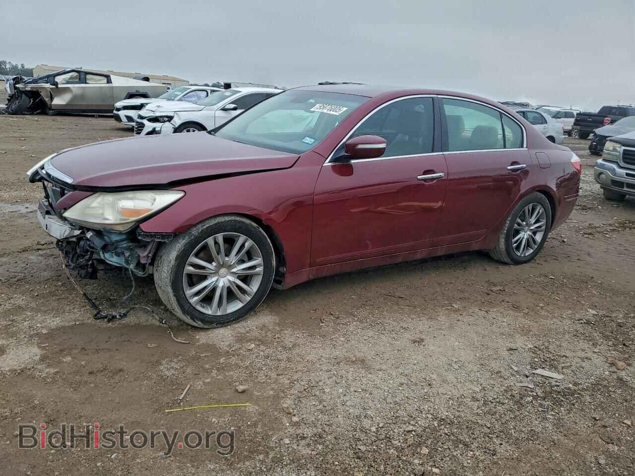 Photo KMHGC4DE2BU134941 - HYUNDAI GENESIS 2011