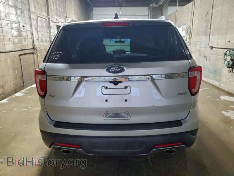2018 Ford EXPLORER (VIN 1FM5K8D82JGB28503) — photo 6 of 13