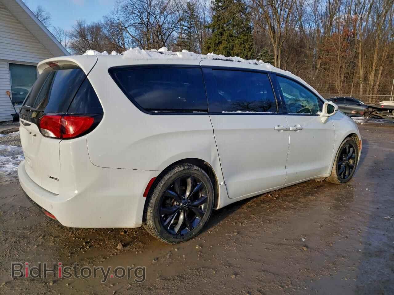 2018 CHRYSLER PACIFICA - VIN: 2C4RC1GGXJR354297 - Фото 3