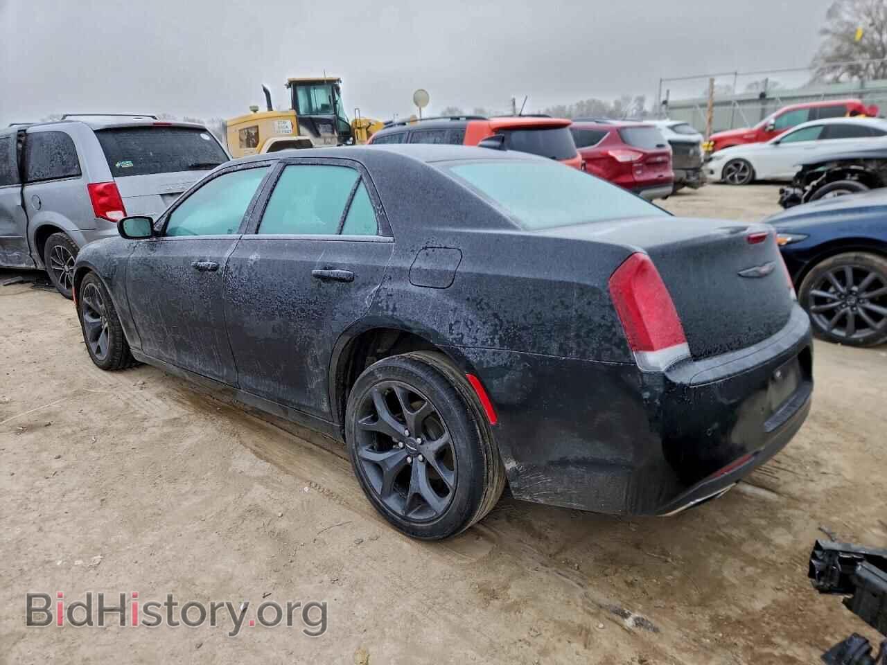 2021 CHRYSLER 300 - VIN: 2C3CCABG4MH554653 - Фото 2