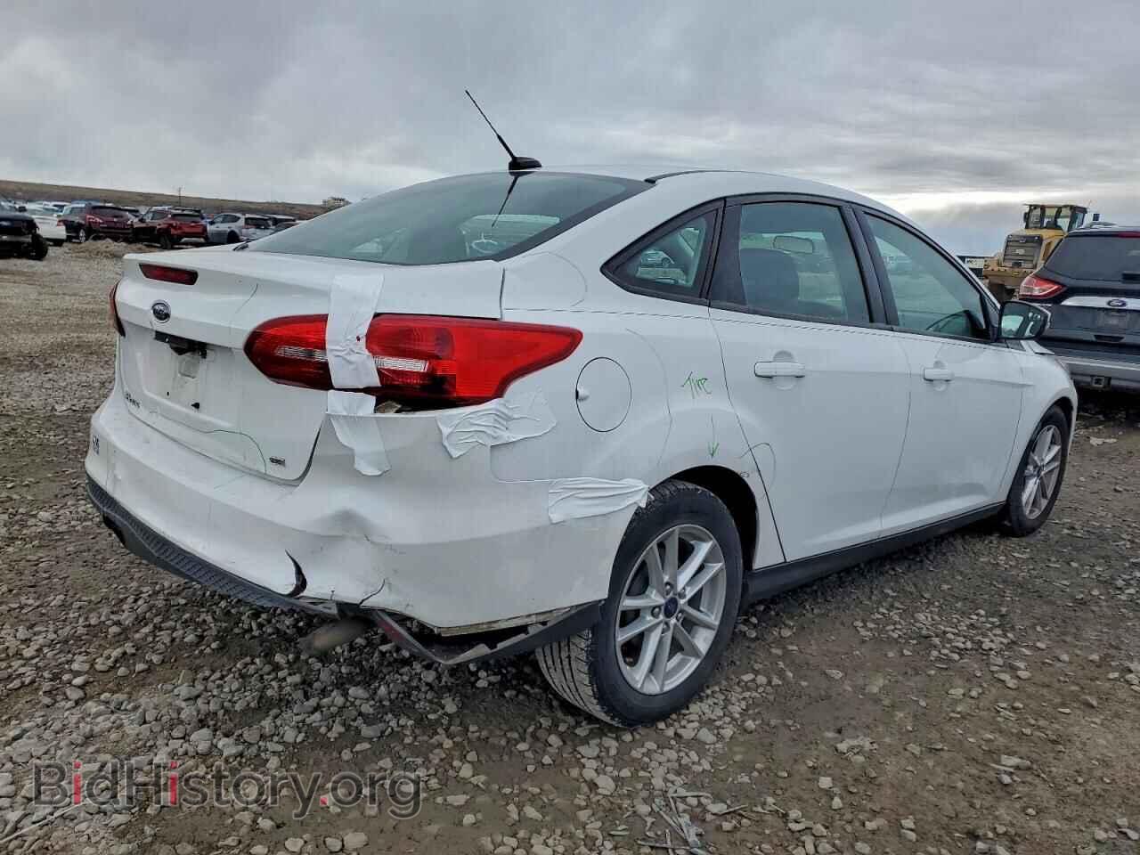 2016 FORD FOCUS - VIN: 1FADP3F26GL364736 - Фото 3