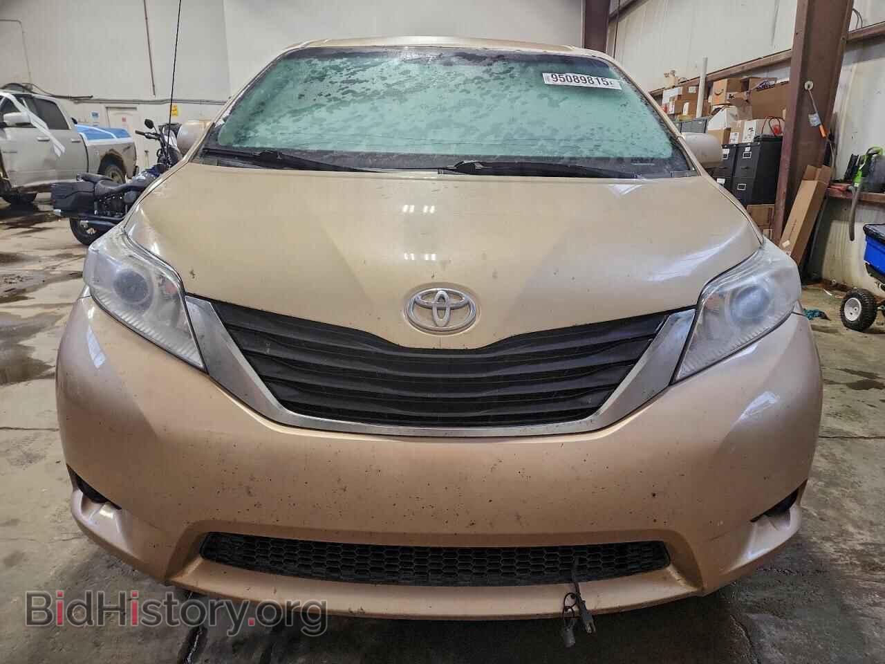 2011 TOYOTA All Models - VIN: 5TDJK3DC2BS007679 - Фото 5
