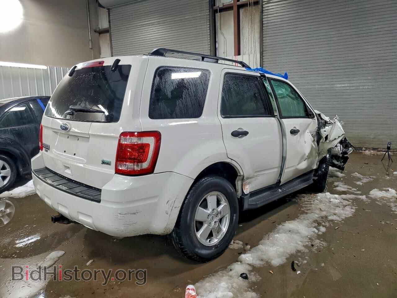 2012 FORD ESCAPE - VIN: 1FMCU0DG2CKB75590 - Фото 3