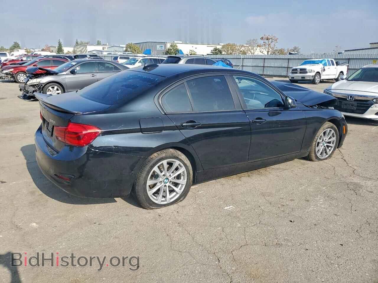 2017 BMW 3 SERIES - VIN: WBA8A9C59HK620466 - Фото 3