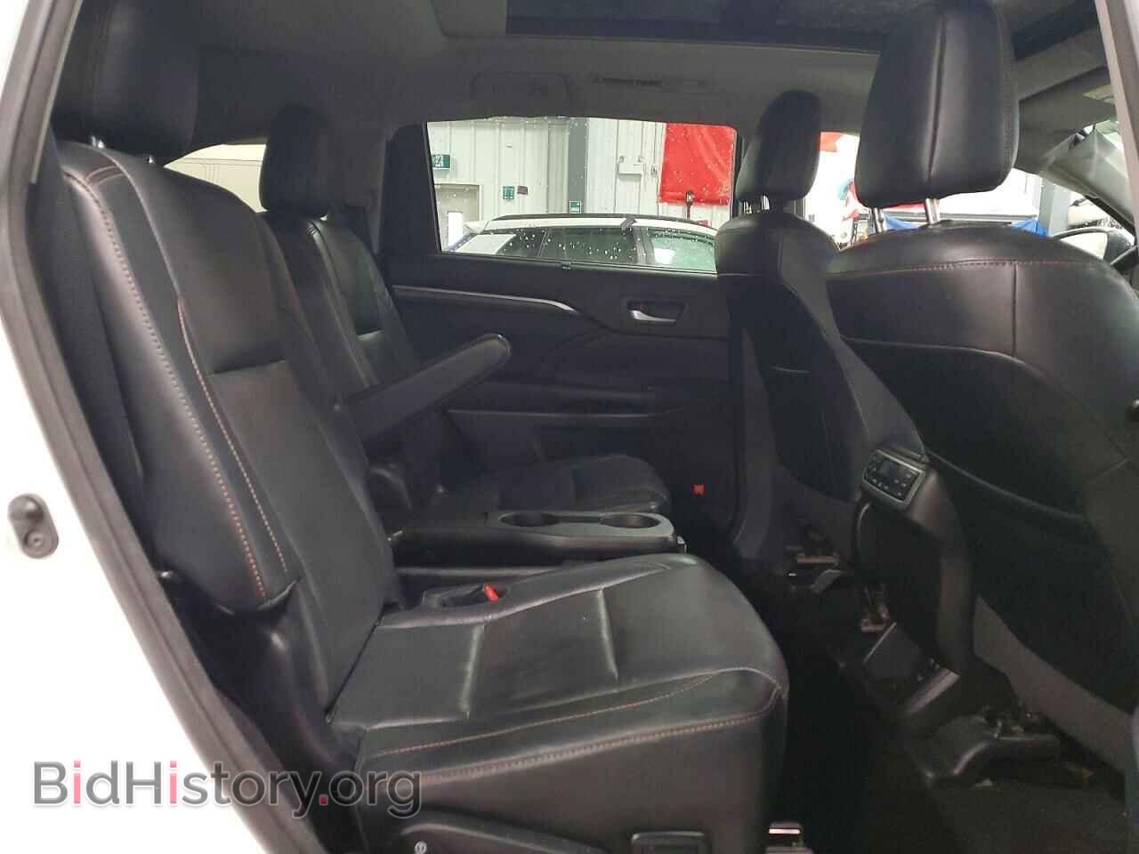 2017 TOYOTA HIGHLANDER - VIN: 5TDDGRFH8HS021069 - Фото 11