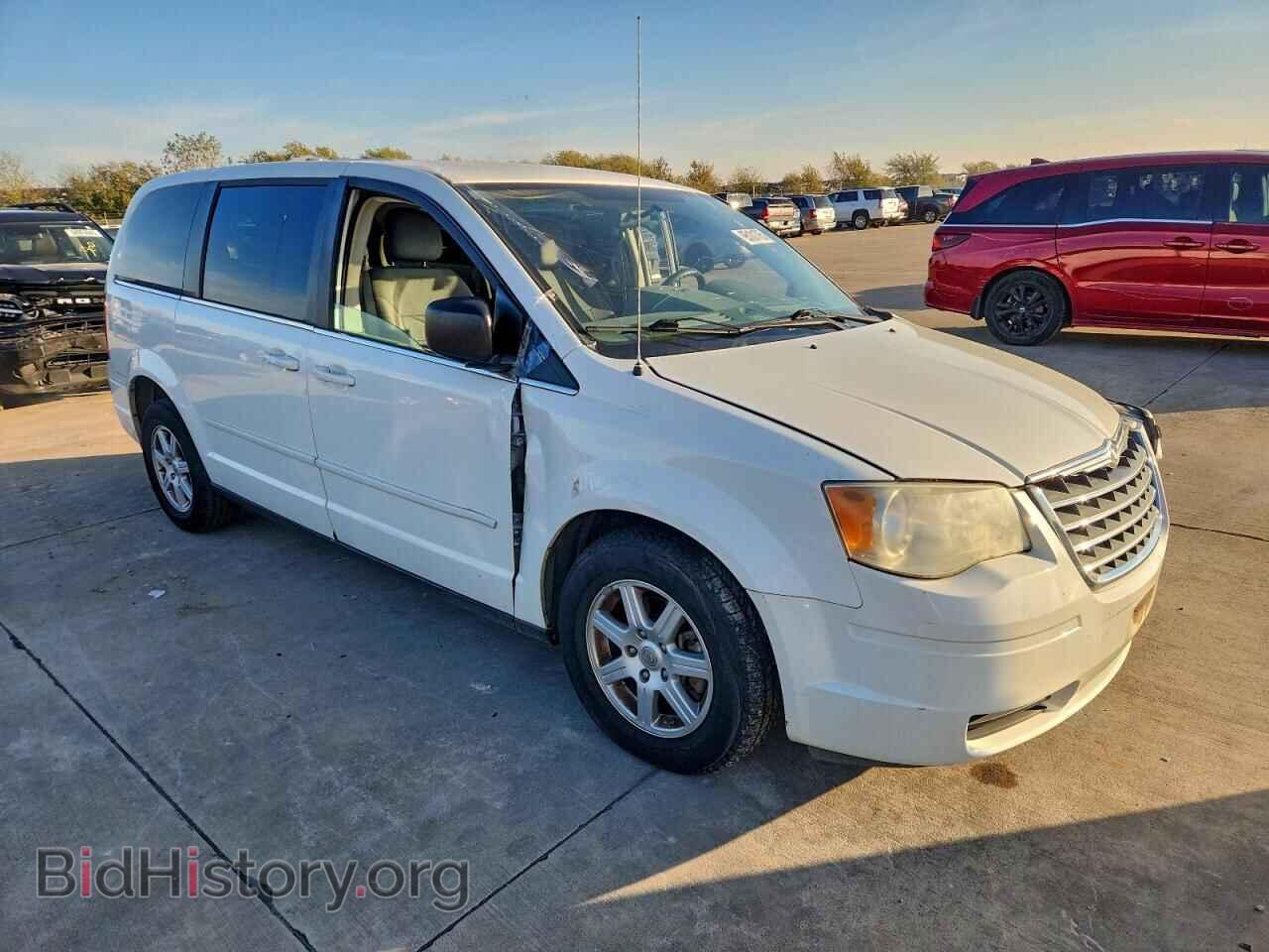 2010 CHRYSLER MINIVAN - VIN: 2A4RR2D18AR431277 - Фото 4