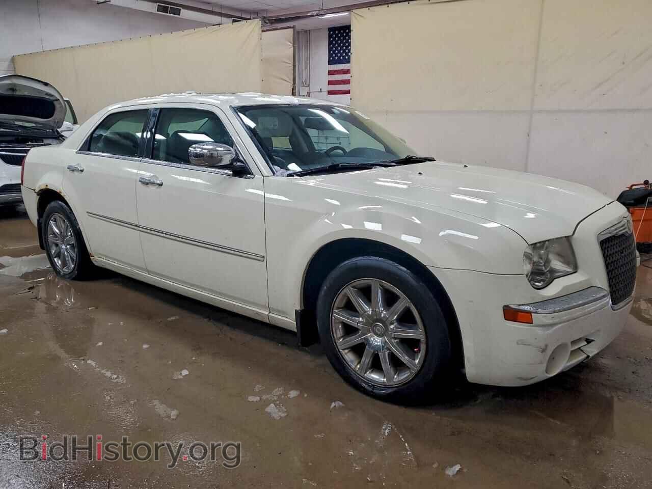 2010 CHRYSLER 300 - VIN: 2C3CA3CV1AH232899 - Фото 4