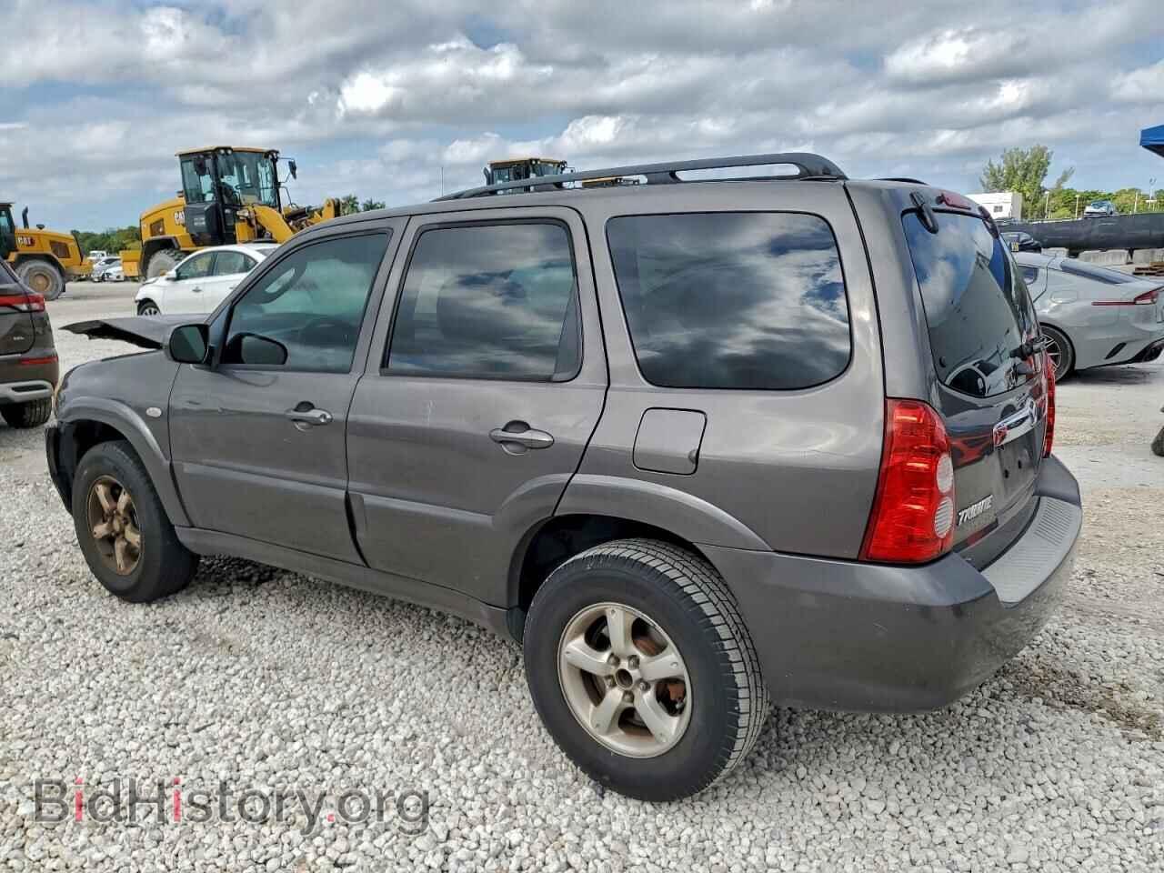2005 MAZDA TRIBUTE - VIN: 4F2YZ06165KM49557 - Photo 2