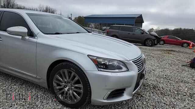 2013 LEXUS LS460 - VIN: JTHGL5EF4D5048138 - Photo 13