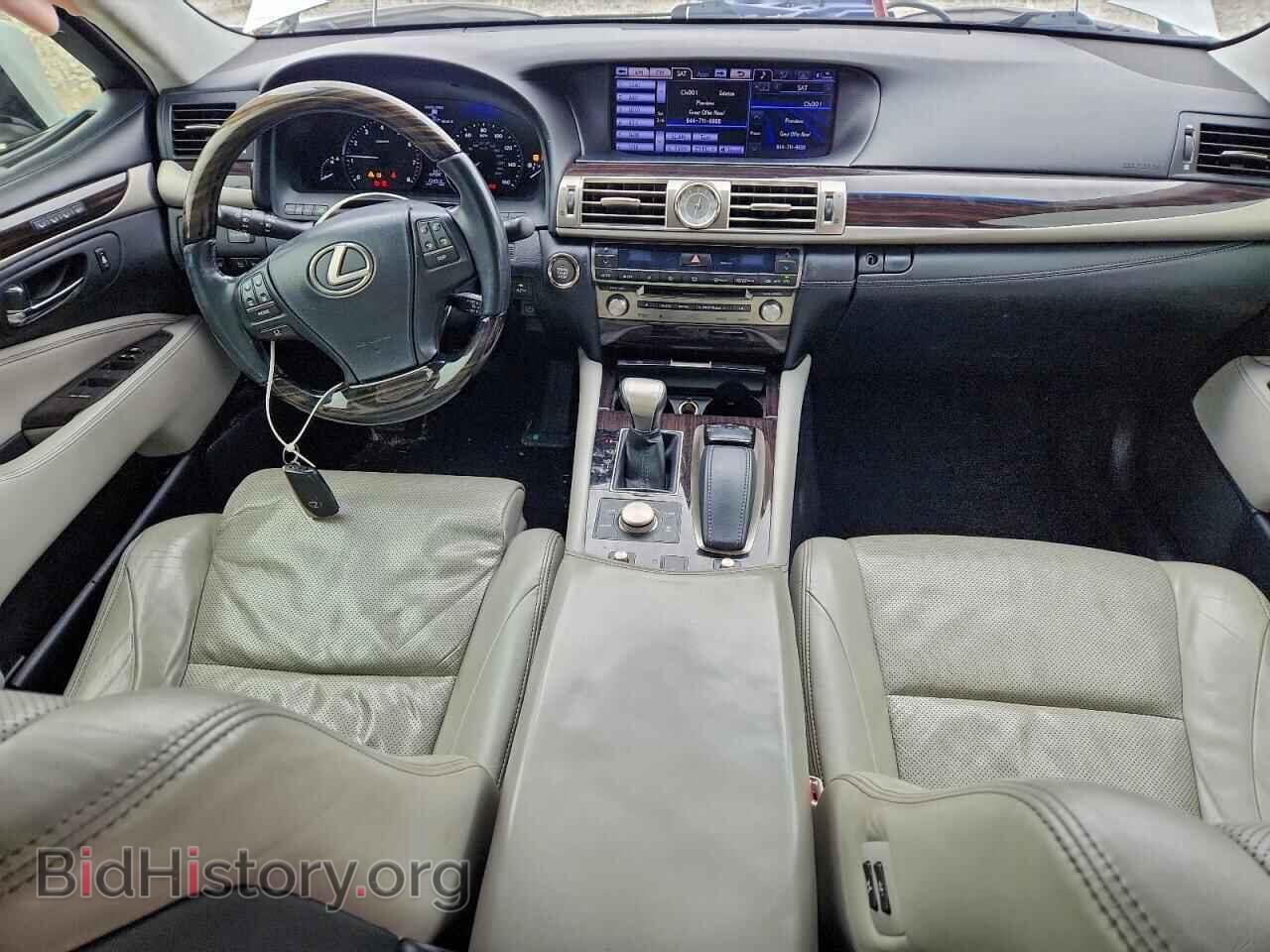 2013 LEXUS LS460 - VIN: JTHGL5EF4D5048138 - Photo 8