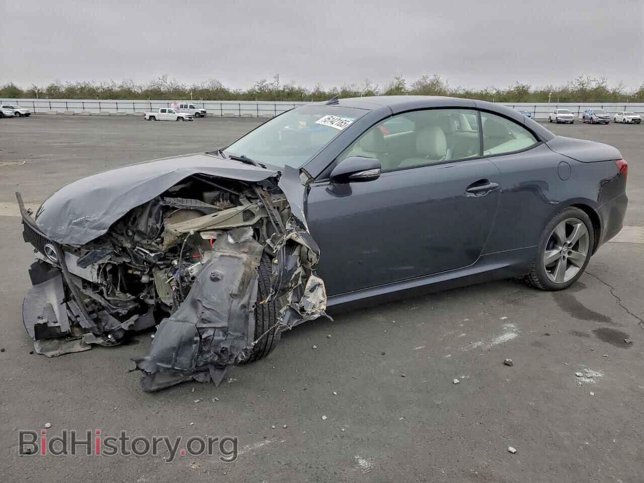 Photo JTHFE2C23A2501232 - LEXUS IS 2010