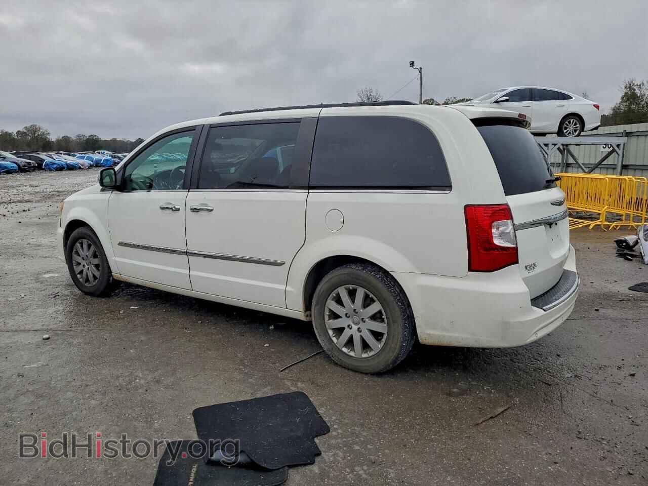 2011 CHRYSLER MINIVAN - VIN: 2A4RR8DG4BR712663 - Photo 2
