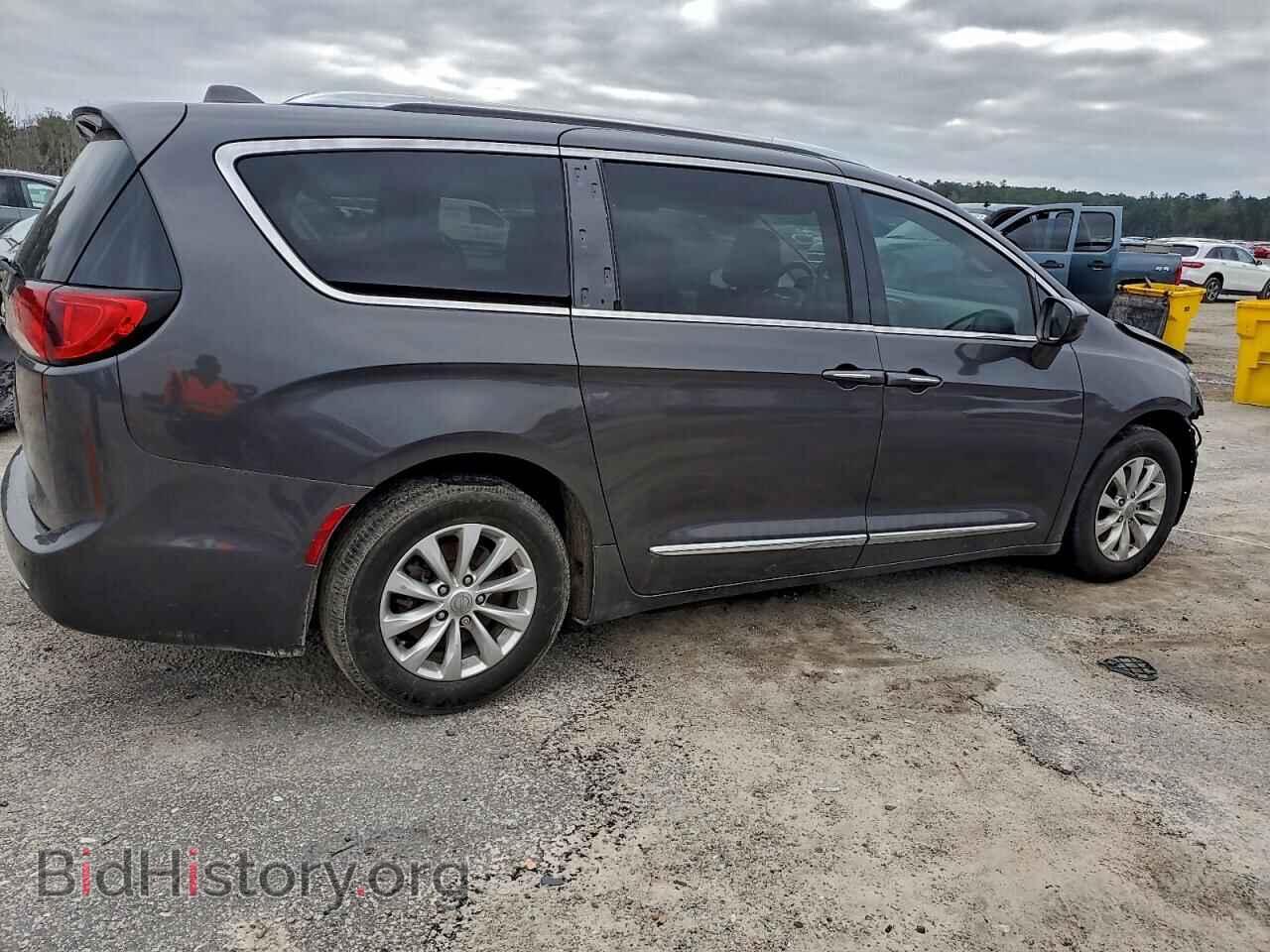 2019 CHRYSLER PACIFICA - VIN: 2C4RC1BG4KR655026 - Фото 3
