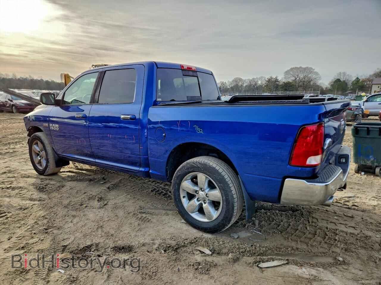 2017 RAM 1500 - VIN: 3C6RR7LT7HG511862 - Photo 2