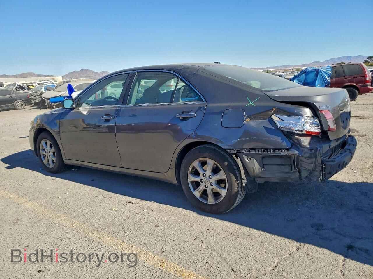 2011 TOYOTA CAMRY - VIN: 4T4BF3EK6BR116433 - Фото 2