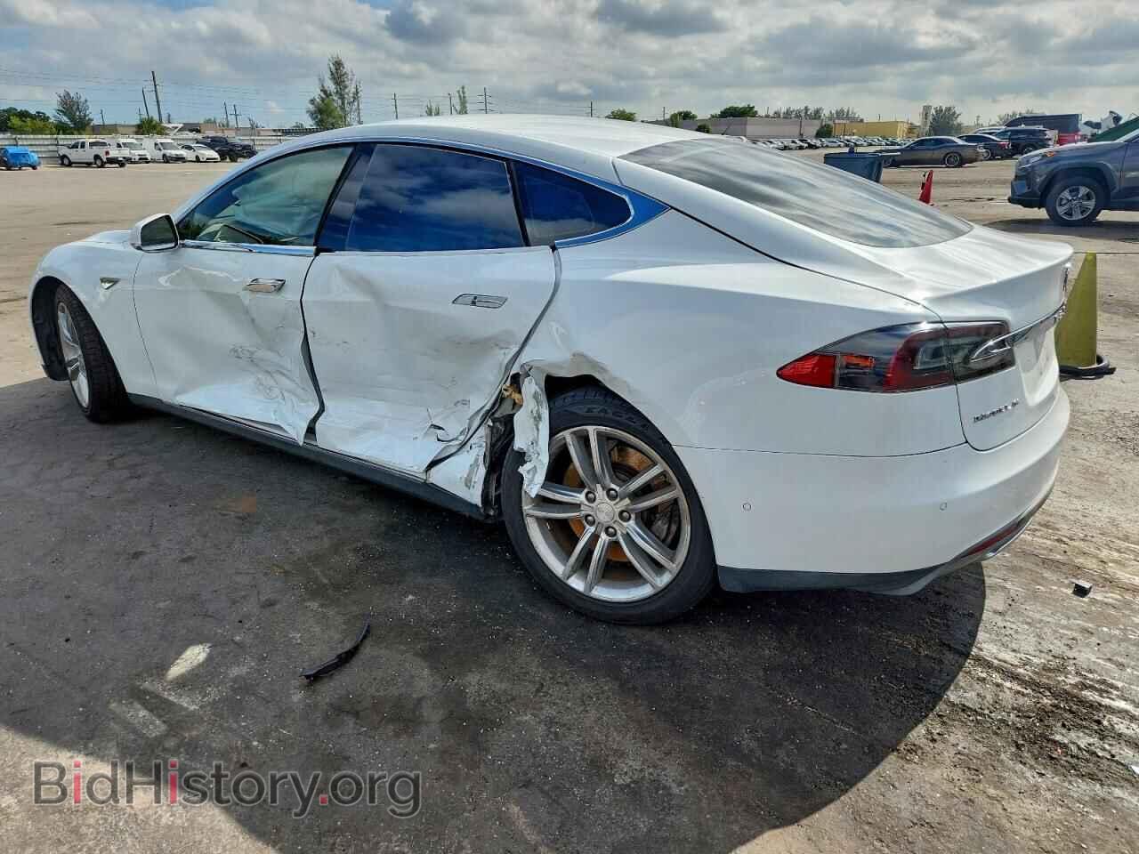 2015 TESLA MODEL S - VIN: 5YJSA1S26FF098455 - Photo 2