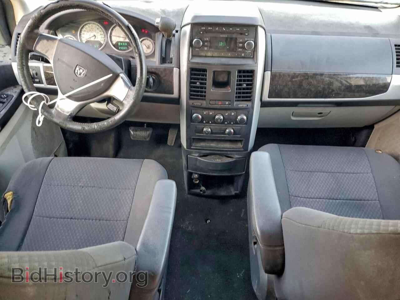 2010 DODGE CARAVAN - VIN: 2D4RN5D10AR209760 - Фото 8
