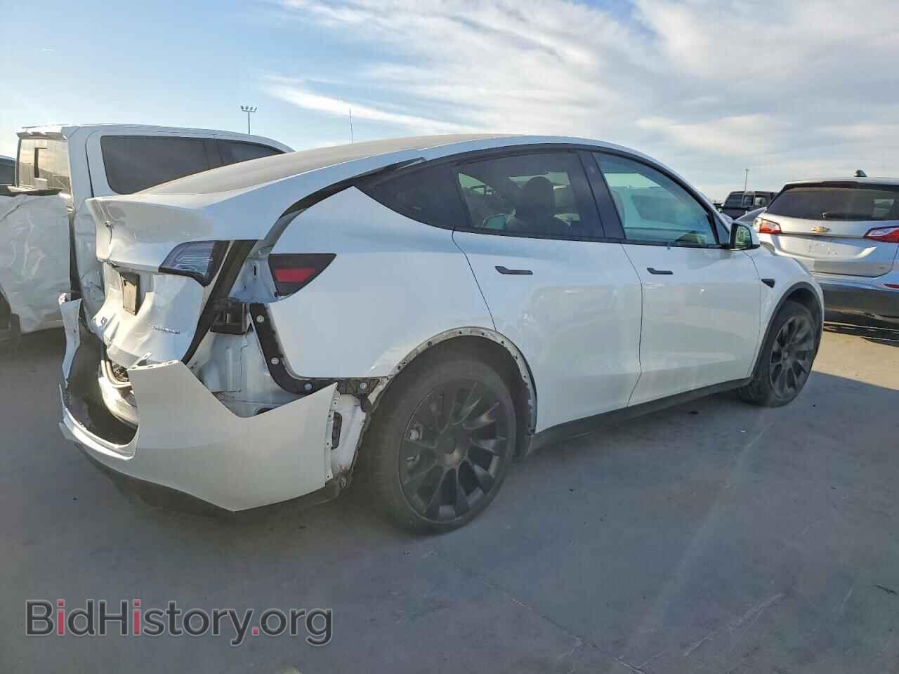 2023 TESLA MODEL Y - VIN: 7SAYGAEE6PF644884 - Фото 3