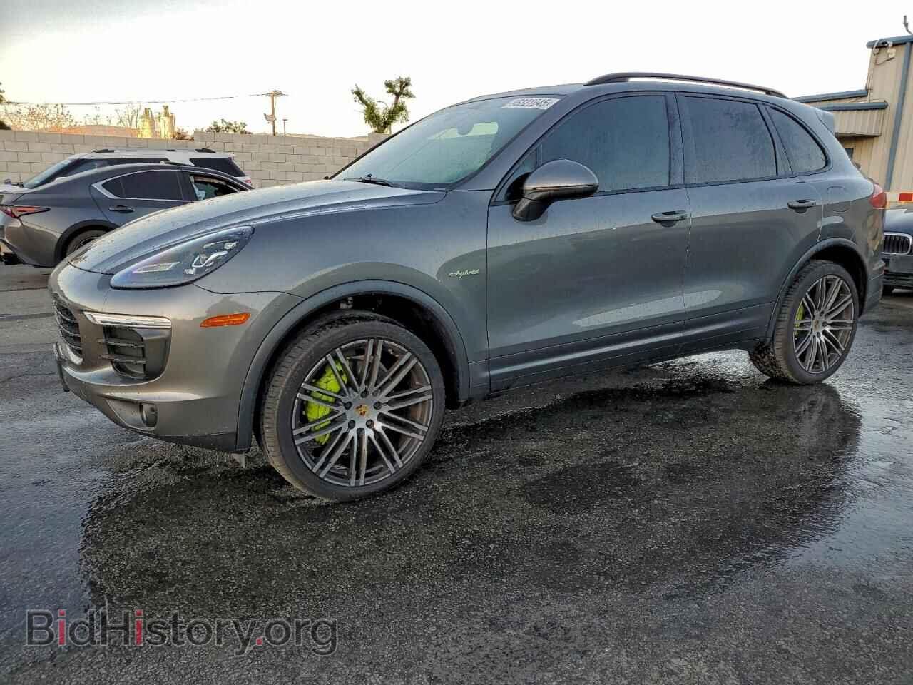 Фотография WP1AE2A23GLA17786 - PORSCHE CAYENNE 2016