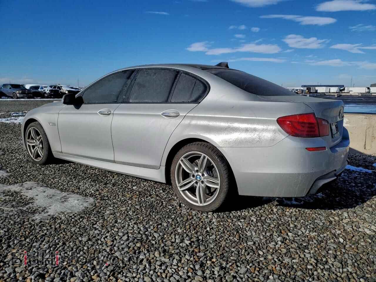 2011 BMW 5 SERIES - VIN: WBAFR9C55BDE82102 - Фото 2