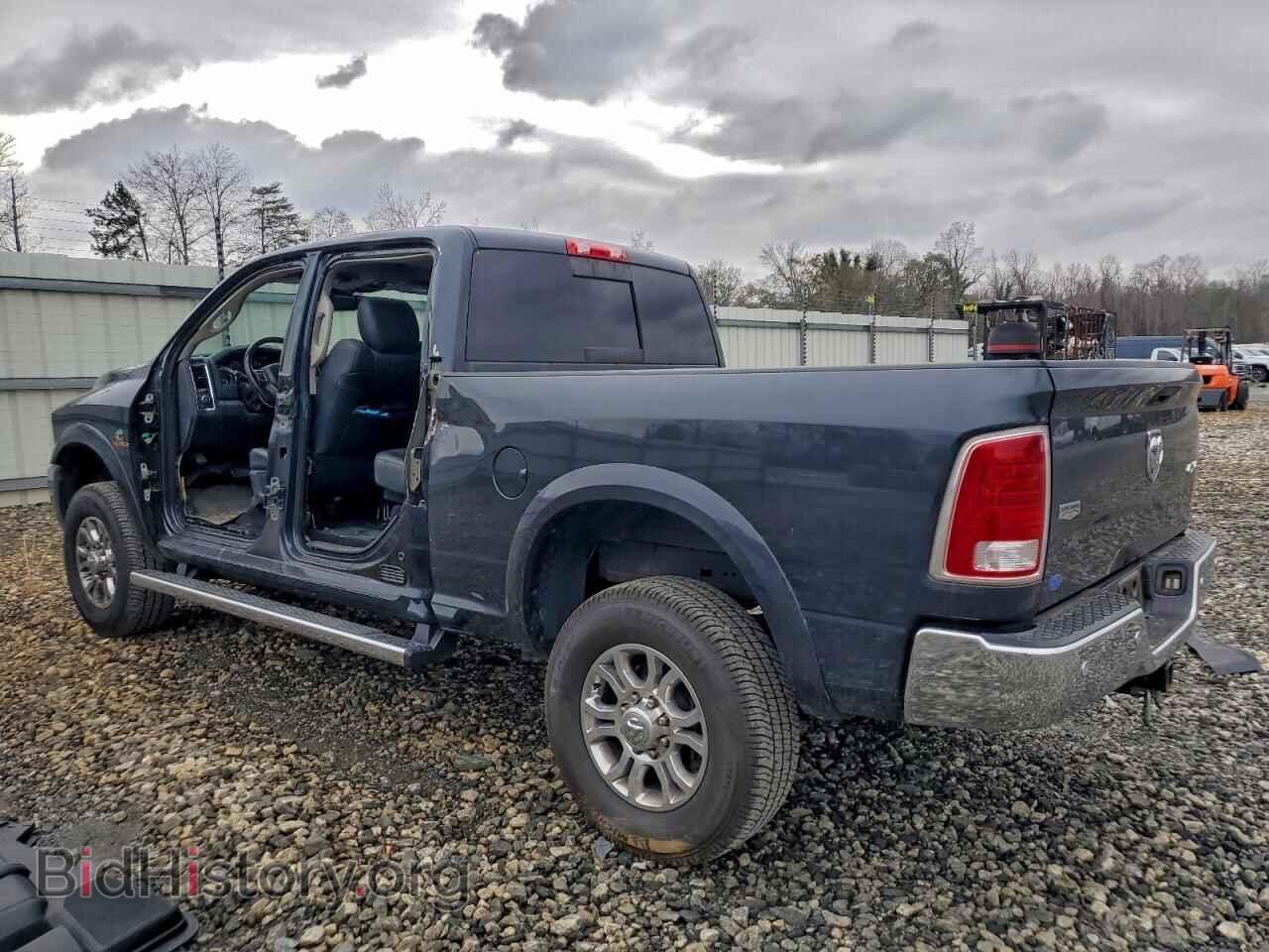 2017 RAM 2500 - VIN: 3C6UR5FL2HG532094 - Фото 2