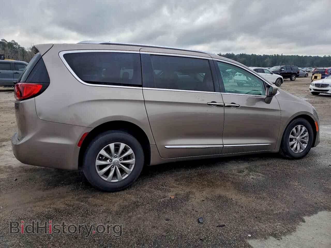 2018 CHRYSLER PACIFICA - VIN: 2C4RC1BG7JR292123 - Фото 3