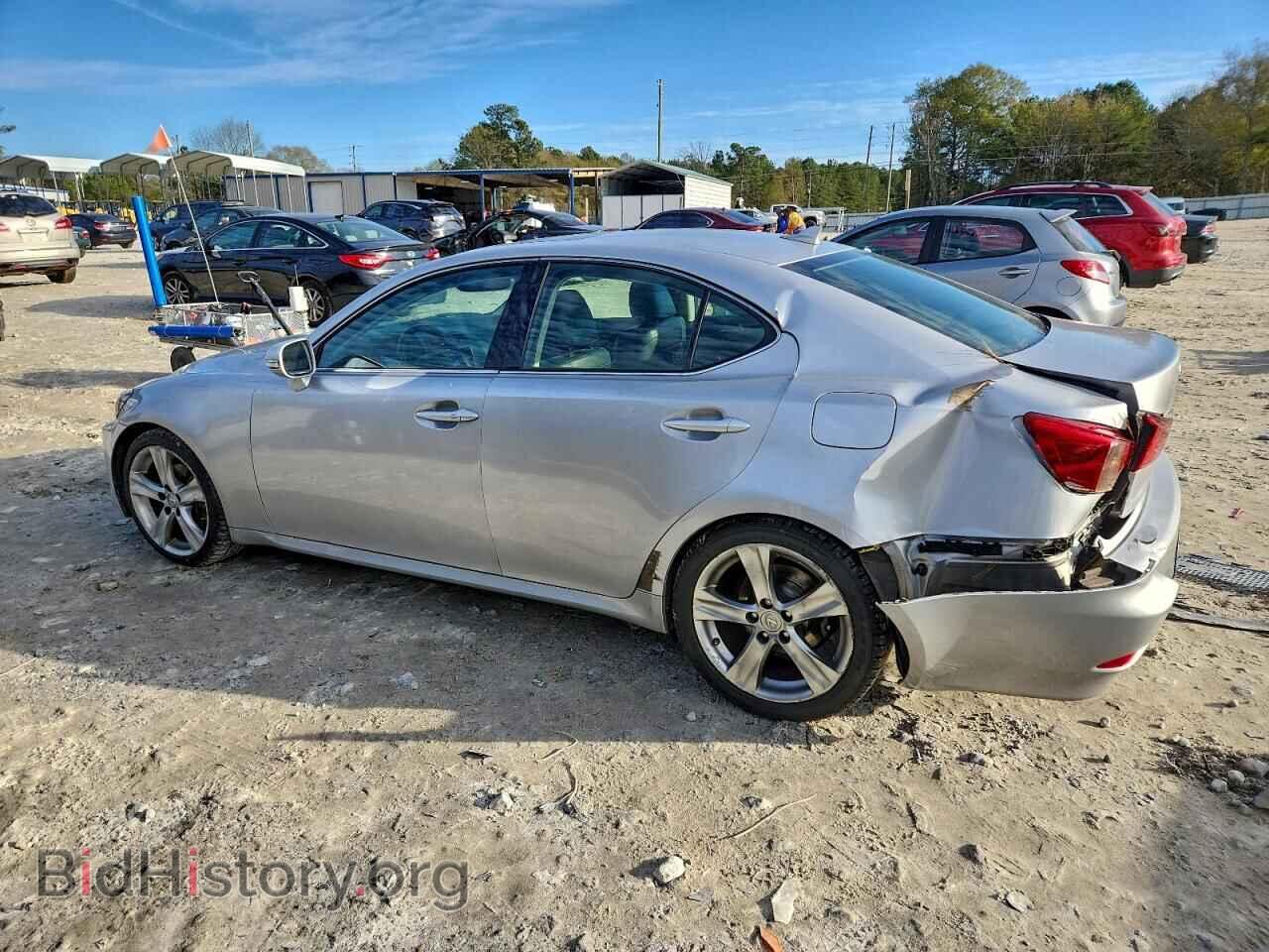 2011 LEXUS IS - VIN: JTHBF5C29B5143325 - Photo 2
