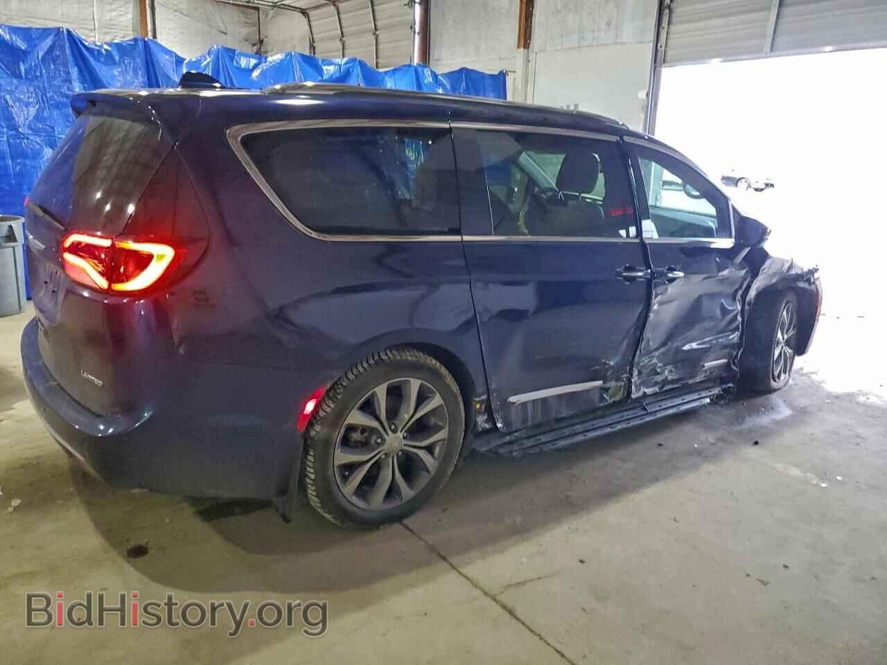2017 CHRYSLER PACIFICA - VIN: 2C4RC1GG4HR812281 - Фото 3