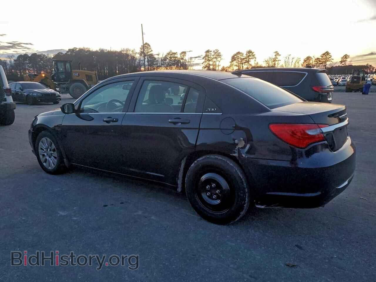 2013 CHRYSLER 200 - VIN: 1C3CCBAG8DN722096 - Photo 2