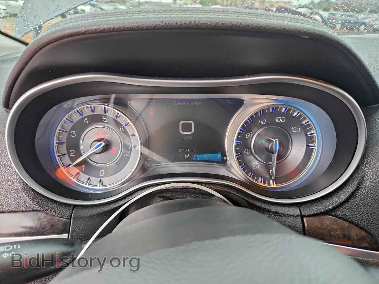 2016 CHRYSLER 300 - VIN: 2C3CCAEG7GH357959 - Фото 9