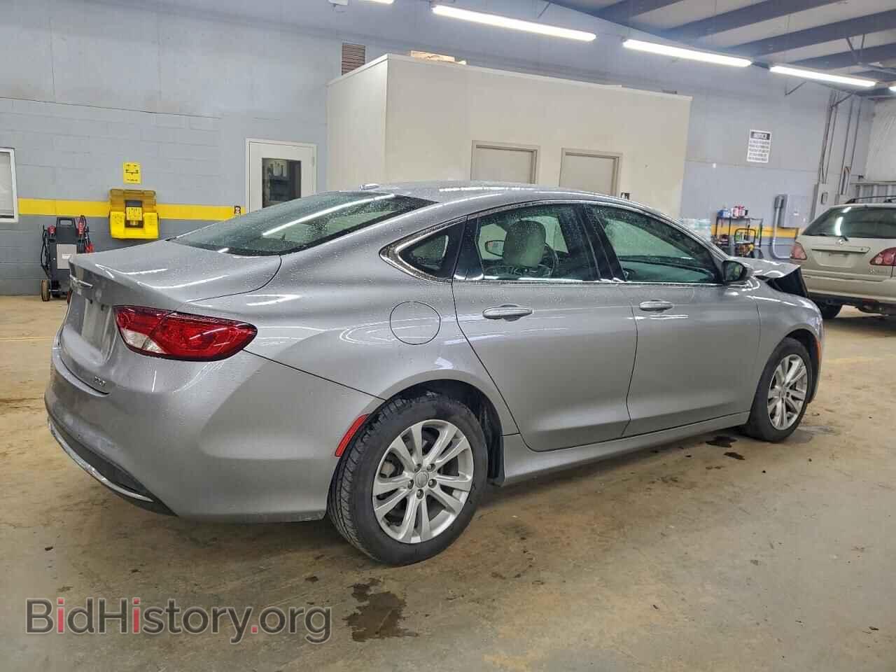 2016 CHRYSLER 200 - VIN: 1C3CCCAB1GN132076 - Фото 3