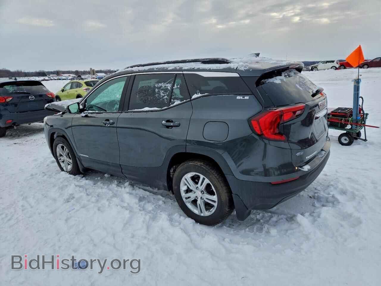 2020 GMC TERRAIN - VIN: 3GKALTEV9LL174789 - Фото 2