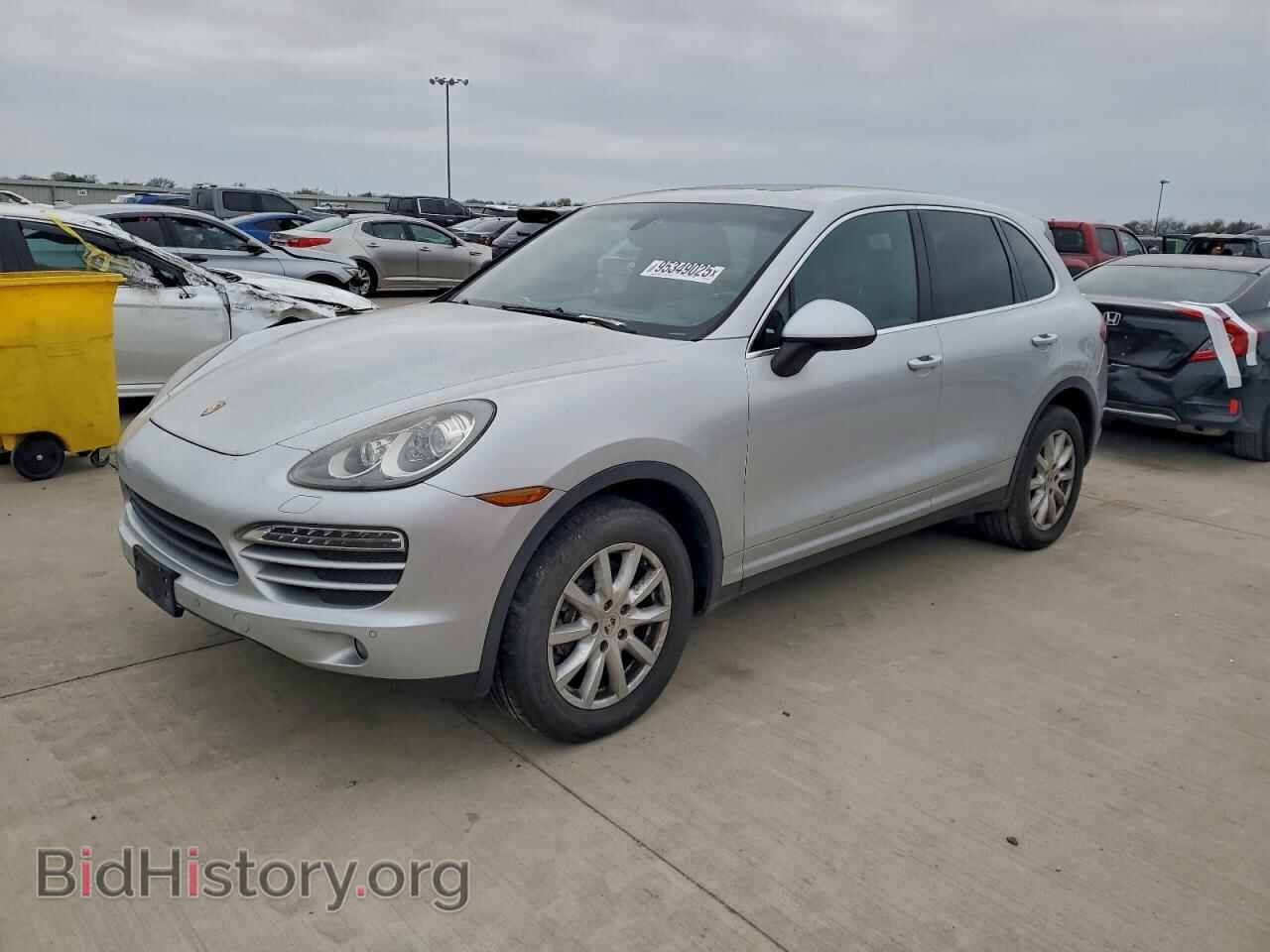Photo WP1AA2A24CLA03854 - PORSCHE CAYENNE 2012