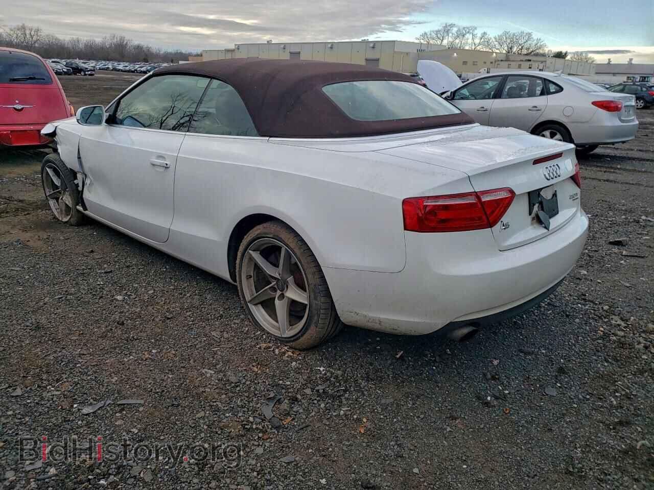 2013 AUDI A5 - VIN: WAUCFAFH1DN009584 - Photo 2