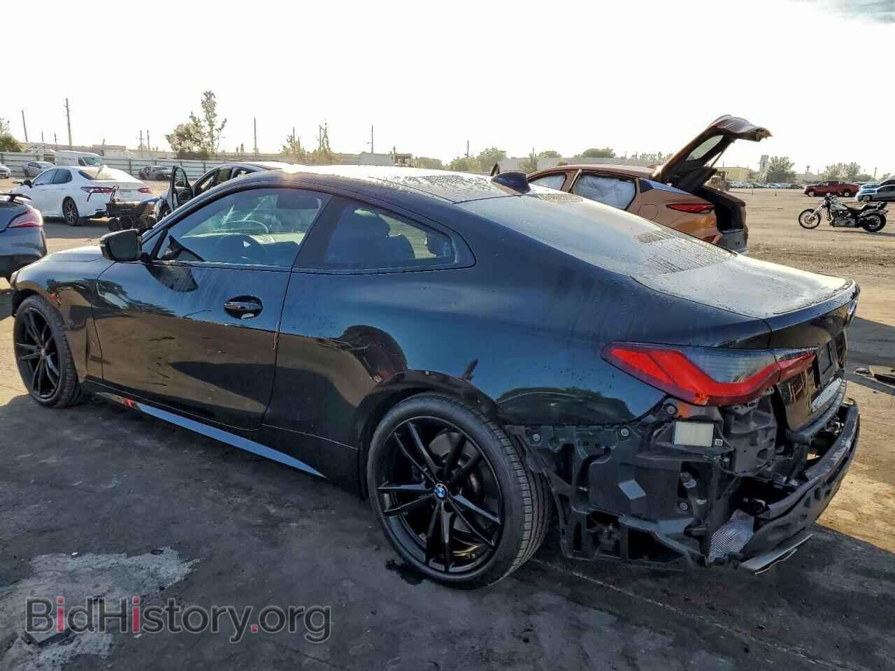 2023 BMW M4 - VIN: WBA83AP01PCM21446 - Фото 2