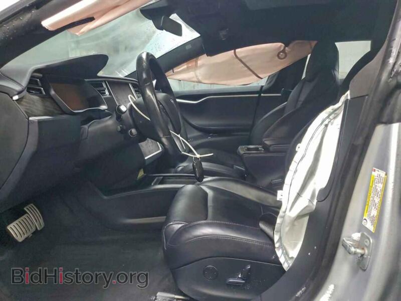 2016 Tesla MODEL S (VIN 5YJSA1E40GF171768) — фото 7 из 13
