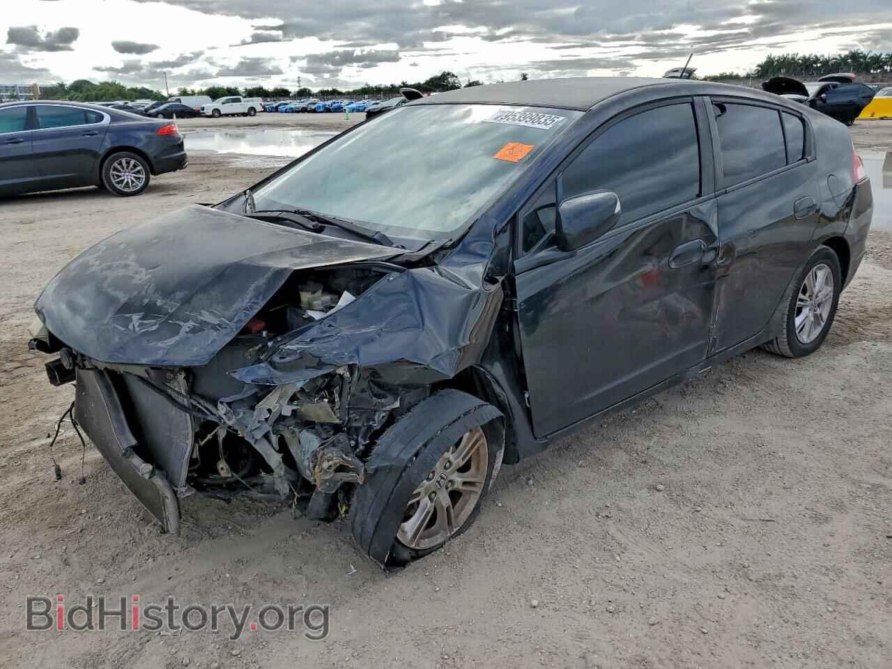 Фотография JHMZE2H71BS011908 - HONDA INSIGHT 2011