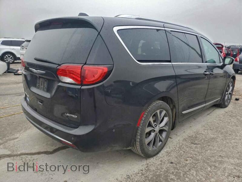 2017 Chrysler PACIFICA (VIN 2C4RC1GG5HR643338) — photo 3 of 15