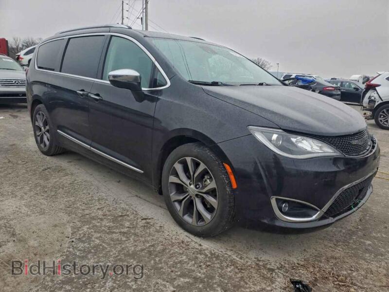 2017 Chrysler PACIFICA (VIN 2C4RC1GG5HR643338) — photo 4 of 15