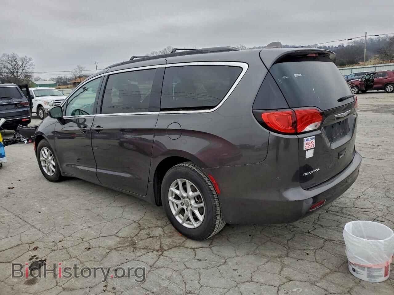 2017 CHRYSLER PACIFICA - VIN: 2C4RC1DG2HR551303 - Photo 2