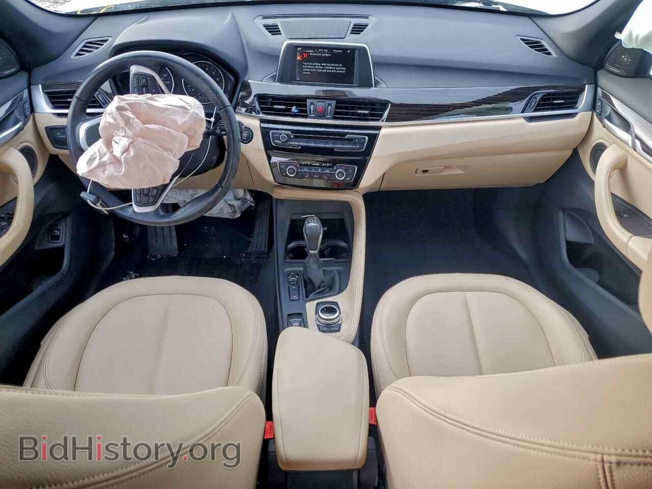 2017 BMW X1 - VIN: WBXHT3C39H5F76997 - Фото 8