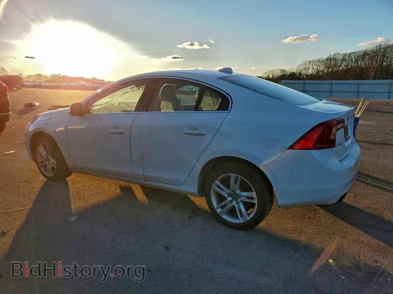 2014 VOLVO S60 - VIN: YV1612FS2E2276049 - Photo 2