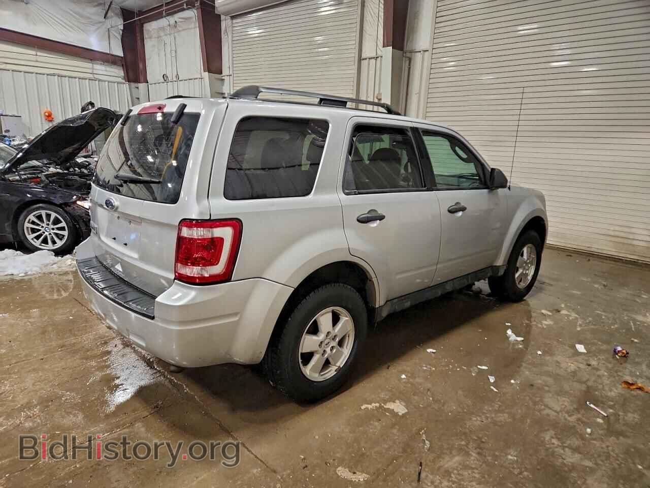 2011 FORD ESCAPE - VIN: 1FMCU0D71BKB54373 - Фото 3