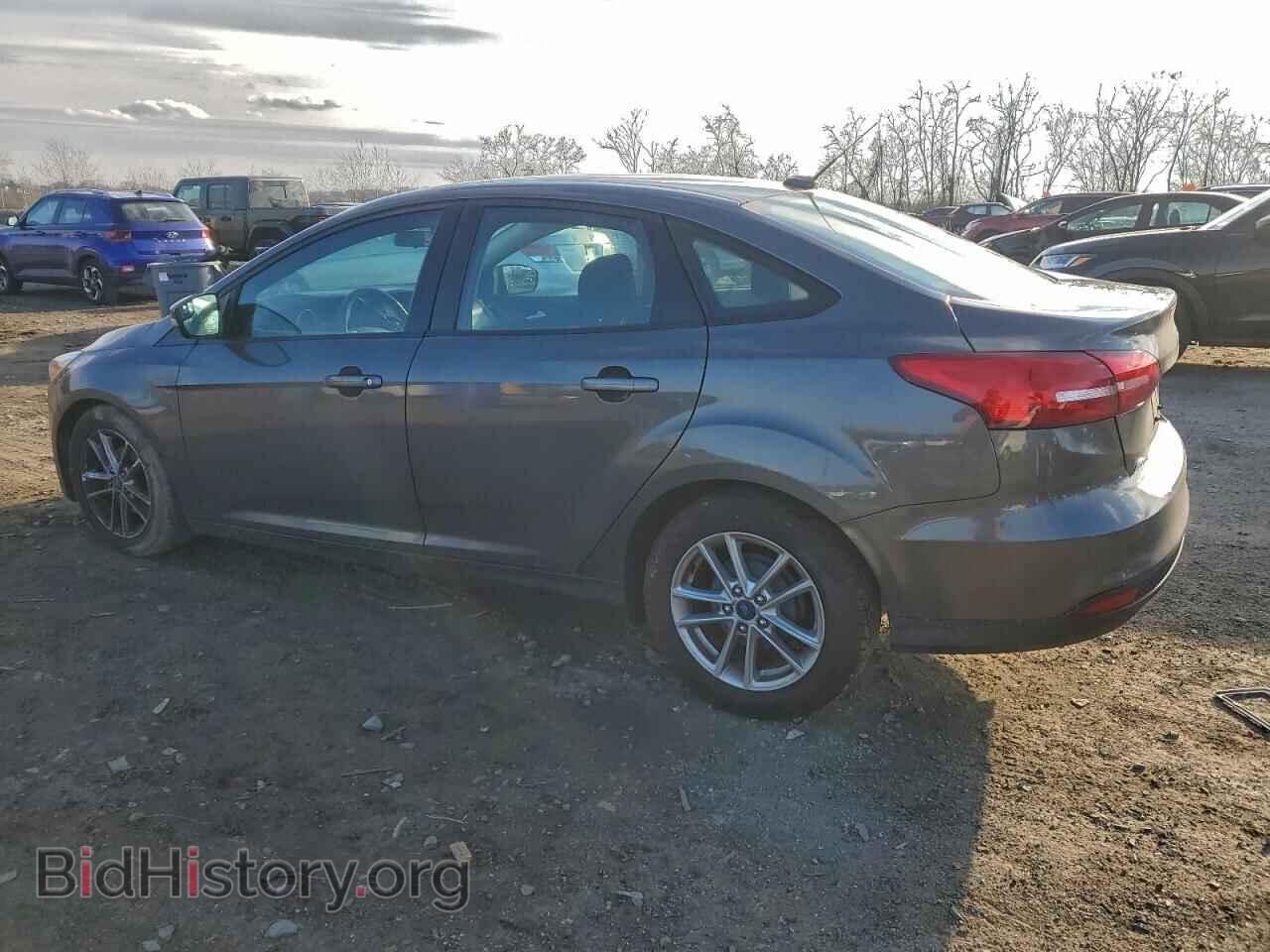 2016 FORD FOCUS - VIN: 1FADP3F21GL226571 - Фото 2