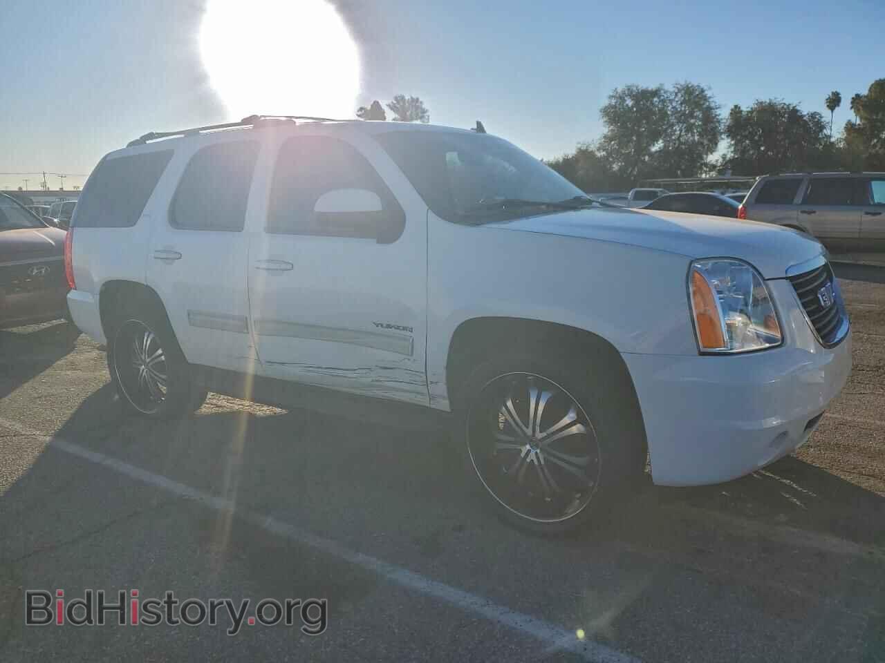 2013 GMC YUKON - VIN: 1GKS1CE08DR340115 - Фото 4